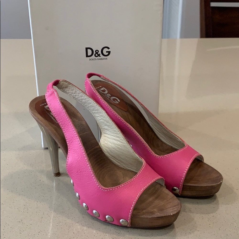 D&G pink sling back heels